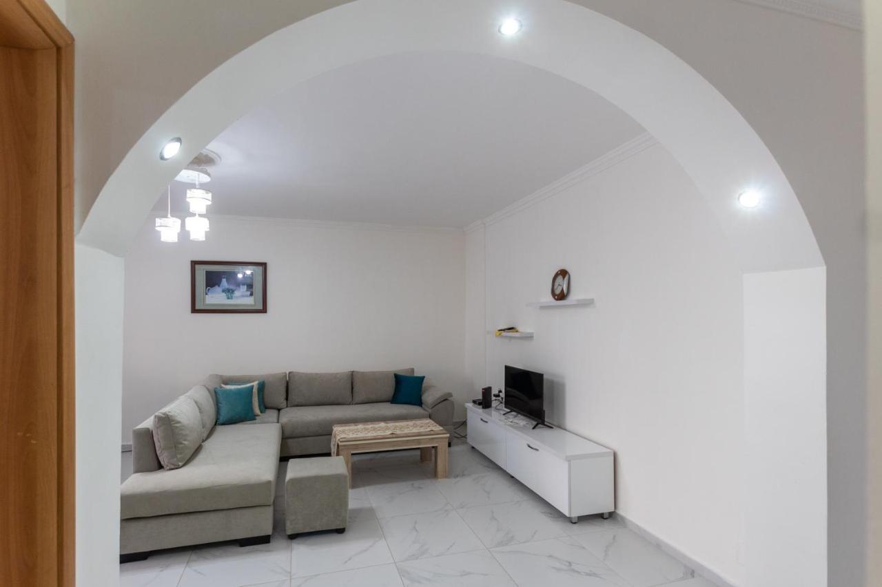 Comfortable Apartment Next To The Beach Durres Exterior photo